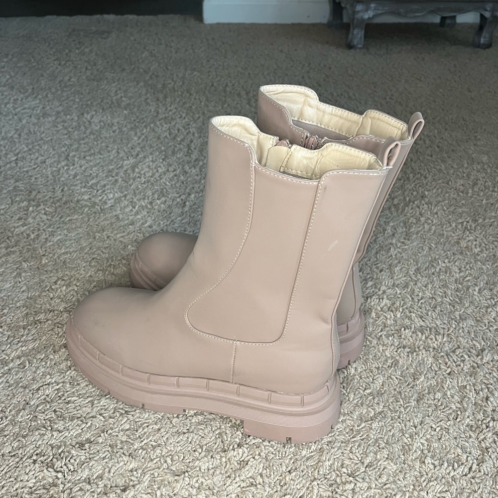 Faux Leather Chunky Chelsea Boots Size 10 - Picture 8 of 12